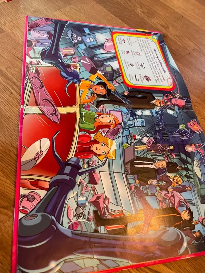 Livre Totally Spies ! Mission Cherche et trouve - photo numéro 10