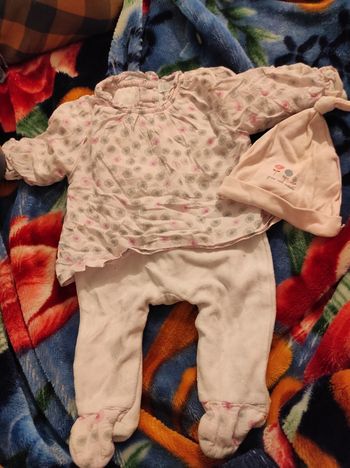 Pyjama et bonnet obaibi