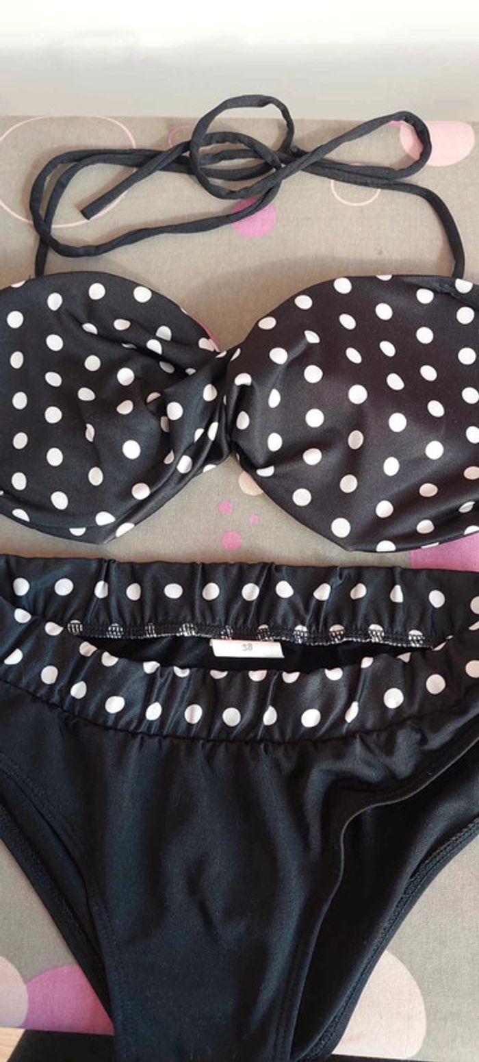 Joli maillot bain 2 pièces 3 Suisses noir à pois blancs 38 très bon état - photo numéro 2