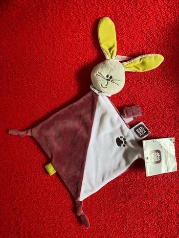 Trois kilos sept doudou grelot mouchoir bordeaux Ecru pattes neuf 