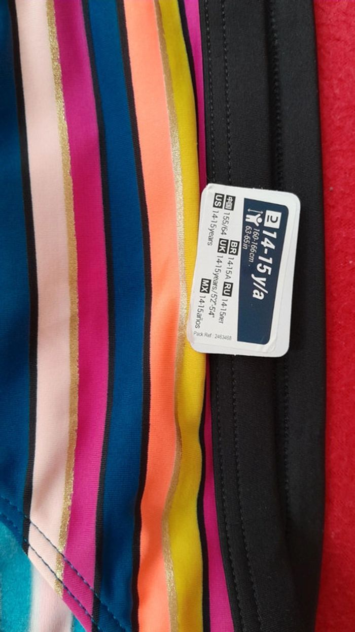 Maillot de bain neuf - photo numéro 2