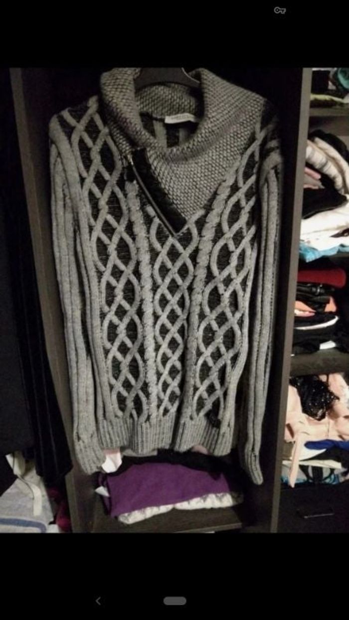 Pull gris