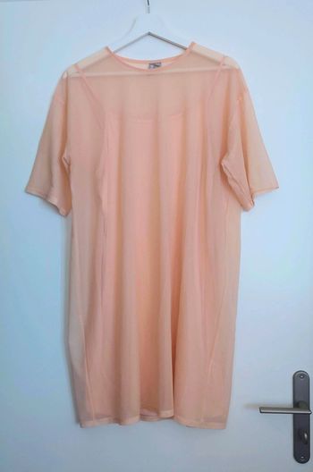 Robe t-shirt en mesh rose saumon Asos