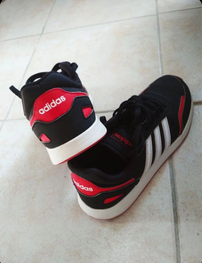 Baskets Adidas - photo numéro 2