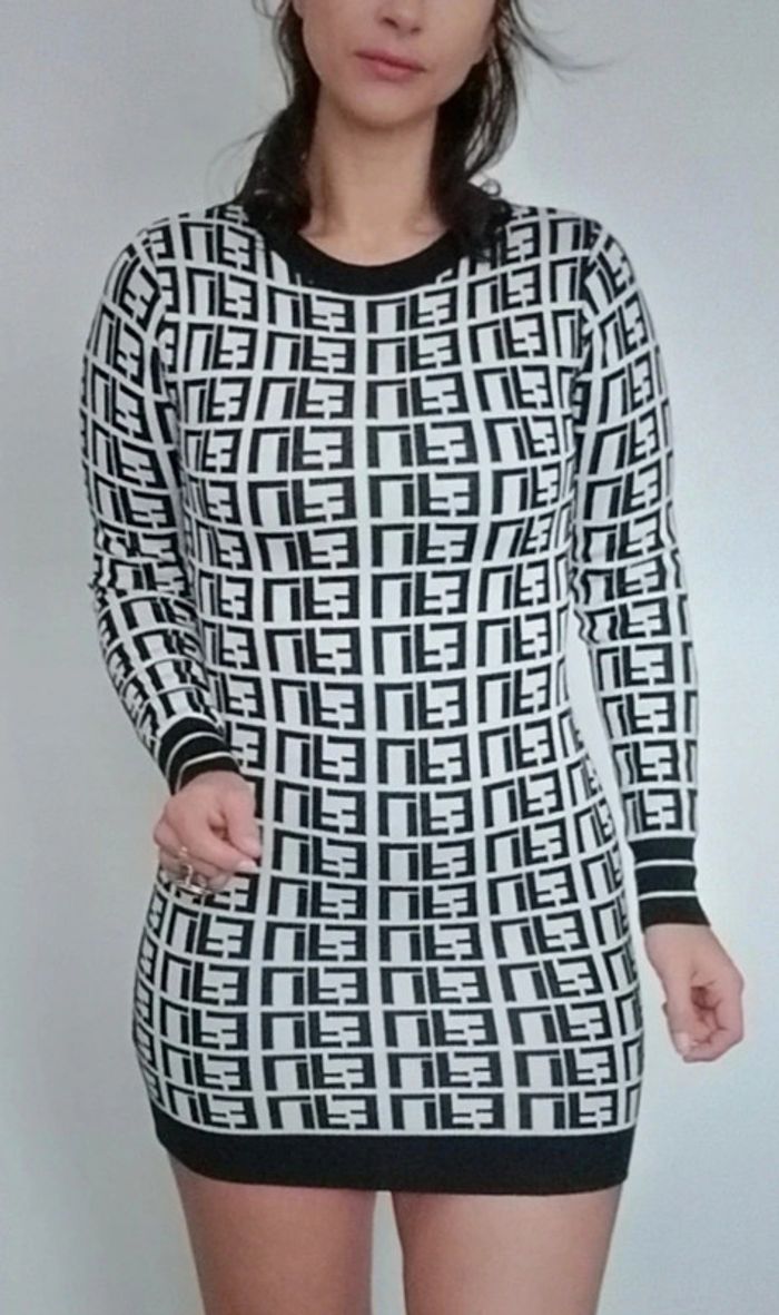 Mini robe pull hiver chic noire et blanche TU - photo numéro 7