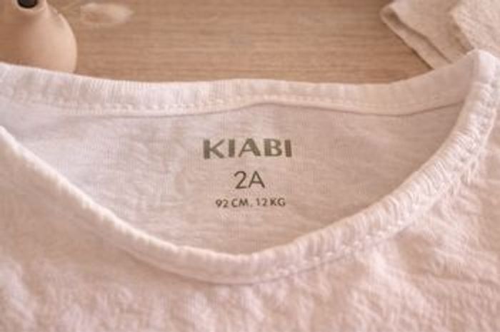 T-shirt Kiabi – 2 ans - Très bon état - photo numéro 4