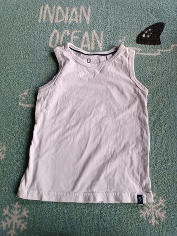 Chemisette t-shirt sans manches 5ans 110