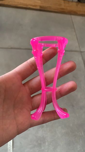 Jouet accessoires maison de poupée rose