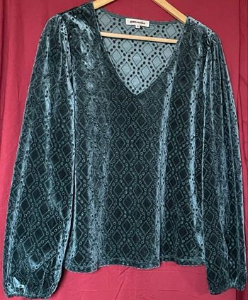 Haut de pyjamas à manches longues en velours vert Grain de Malice taille 42 (XL)