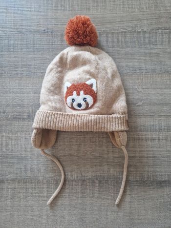 Bonnet avec pompon