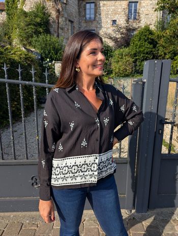 Chemise Saumur noir/écru à motifs
Taille S/M