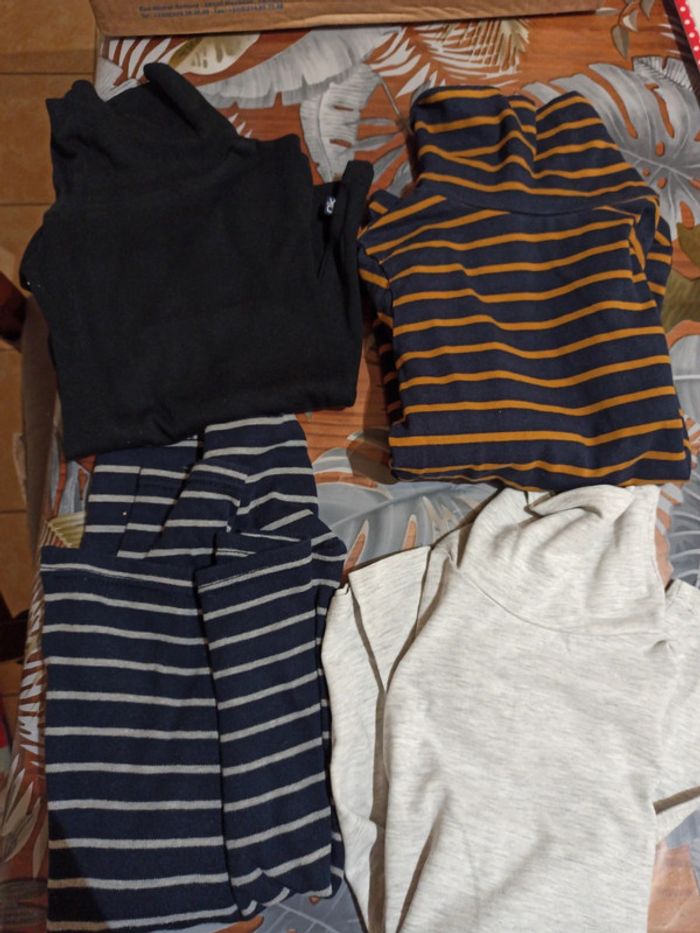 Lot de 4 sous pull 6 ans