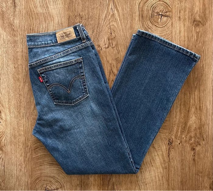 Jean/pantalon bleu Levi's 515 Bootcut/flare/évasé, femme, taille : W 28 (38 taille française) - photo numéro 2
