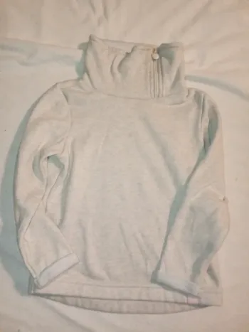 Pull blanc taille 122cm fille