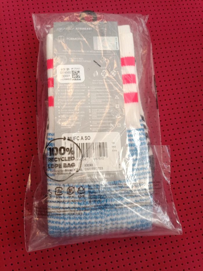 Chaussettes de foot Manchester United, Adidas Authentique Officiel taille 31/33, Neuf - photo numéro 12