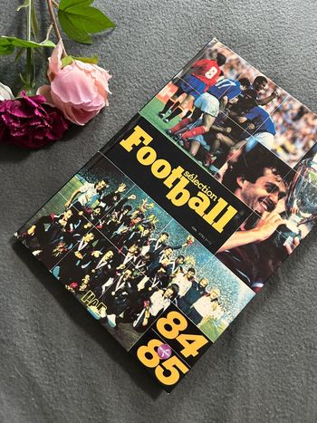 Livre Football PAT 84-85 – Très bon état