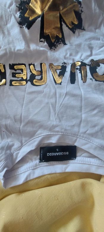 Tee shirt