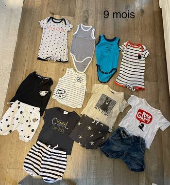 Lot de vêtement garçon 9 mois