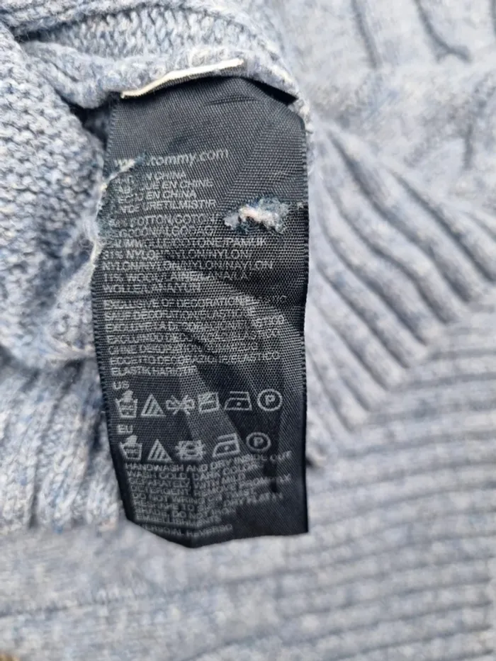 Pull torsadé col châle Tommy Hilfiger – Bleu clair – Taille L Hommes (mesures en photos) - photo numéro 7