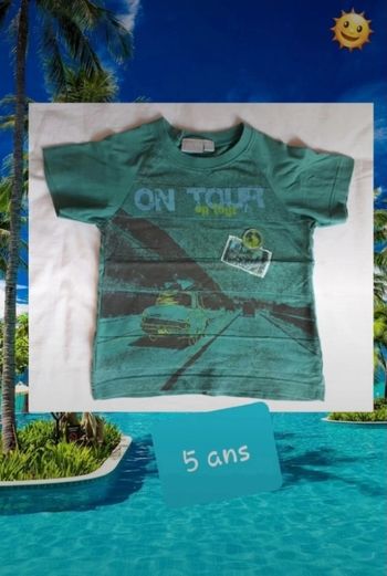 🐛 Joli t-shirt vert foncé (5 ans) 🐛