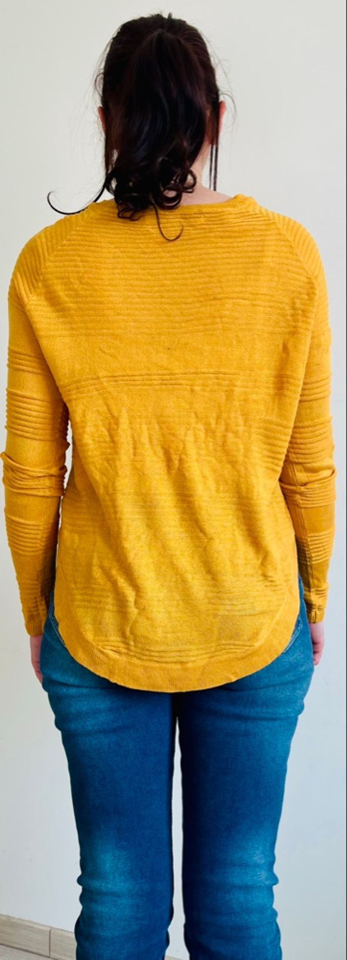 Pull jaune moutarde ONLY – Taille XS – Très bon état - photo numéro 2