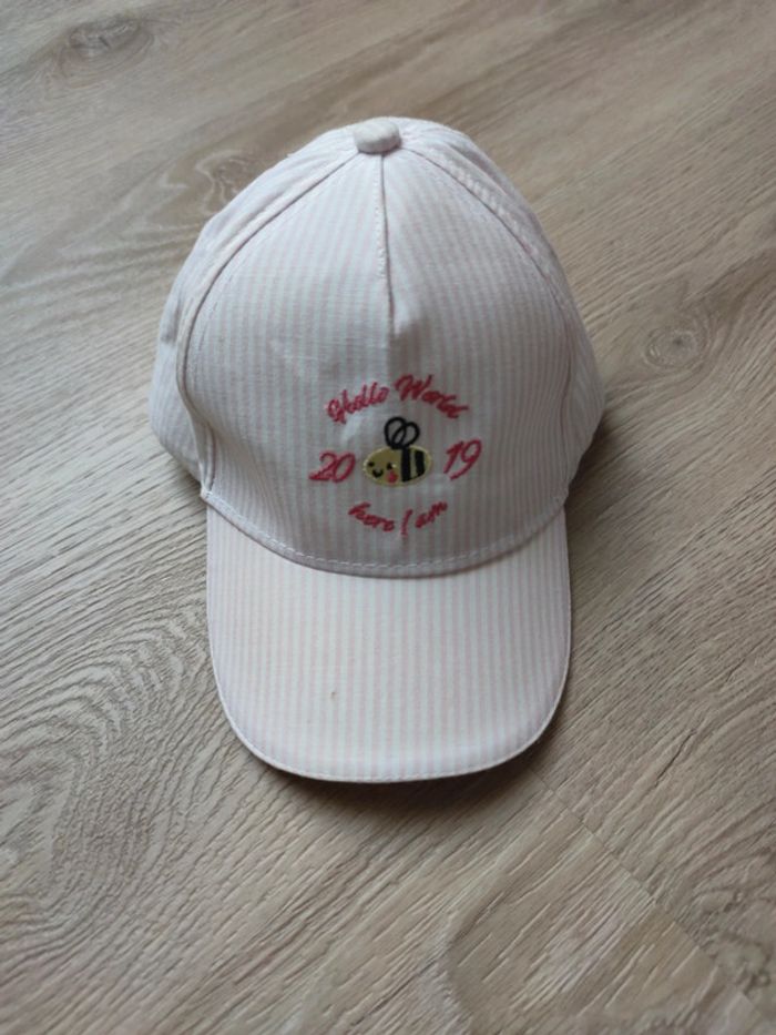 Casquette fille neuve