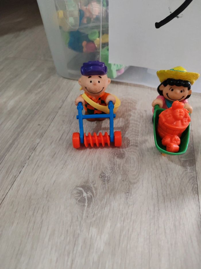 Figurine McDonald's peanuts - photo numéro 2