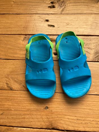 Sandales claquettes plage