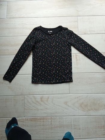 T-shirt noir à manches longues motif cœur multicolore la halle 8 ans