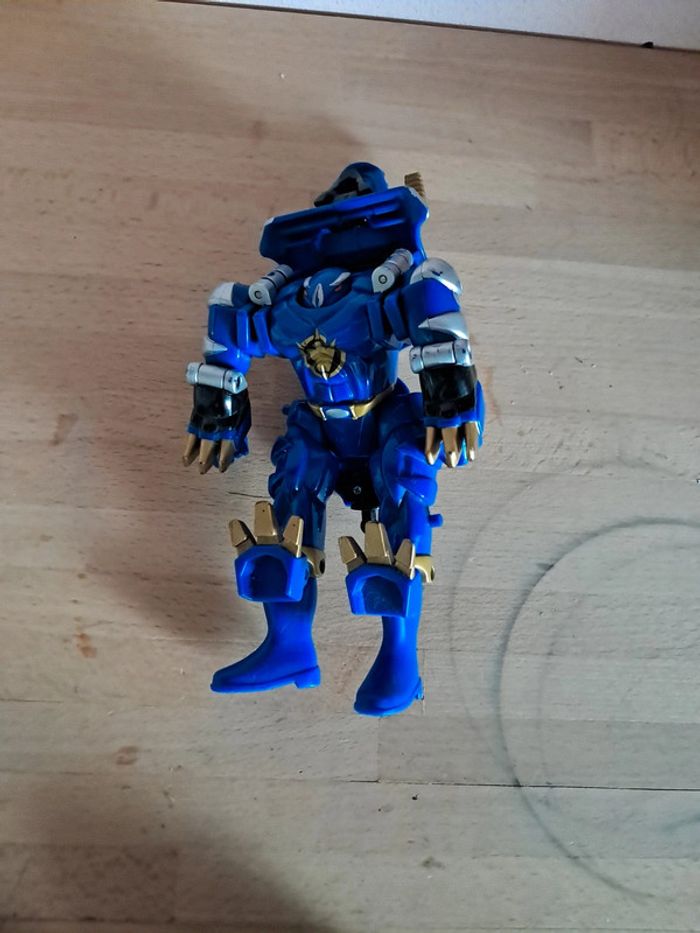 Lot de 5 Power Rangers 99,2000,2001 et 2002 - photo numéro 6