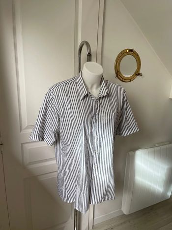 Chemise à rayures