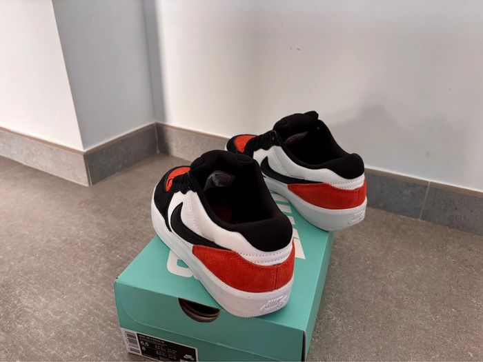 Nike SB Force 58 Neuves Taille 39 - photo numéro 2