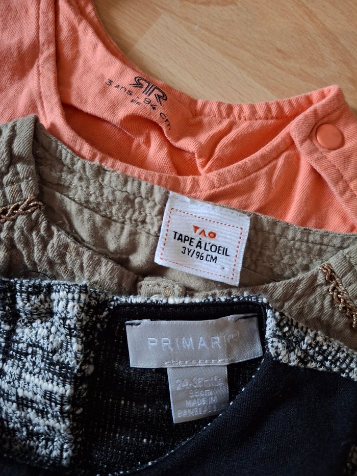 Lot 3 vêtements - photo numéro 2