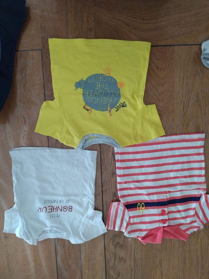 Lot de tee-shirts
