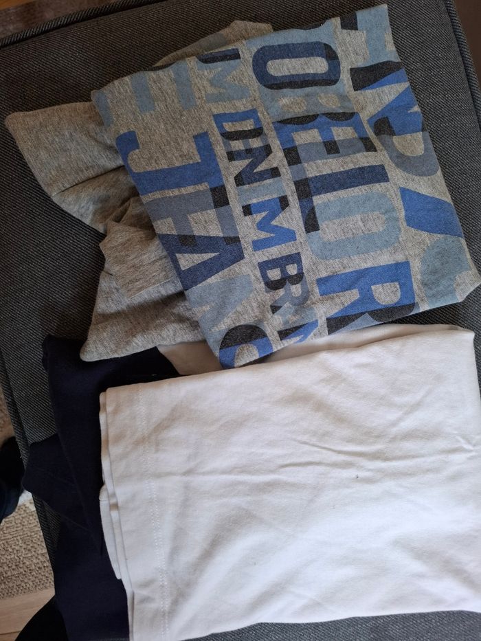 Lots 2 teeshrists - photo numéro 3