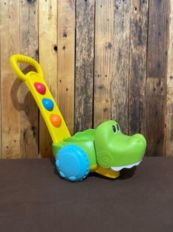 Trotteur crocodile attrape balles