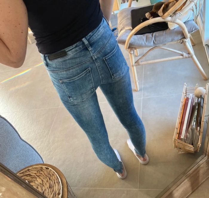 Jeans only taille 34 - photo numéro 3