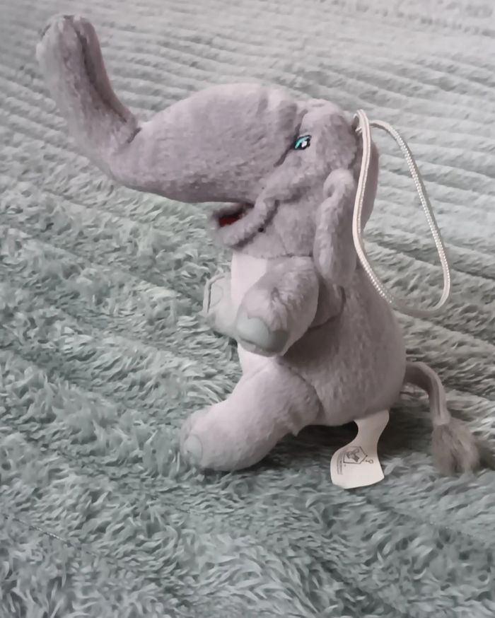 Peluche éléphant macdonald 2006 - photo numéro 2