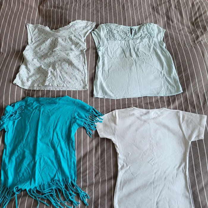 Lot 2 tee shirts 8 ans tons bleu ( les 2 de gauche sont vendus ) - photo numéro 7