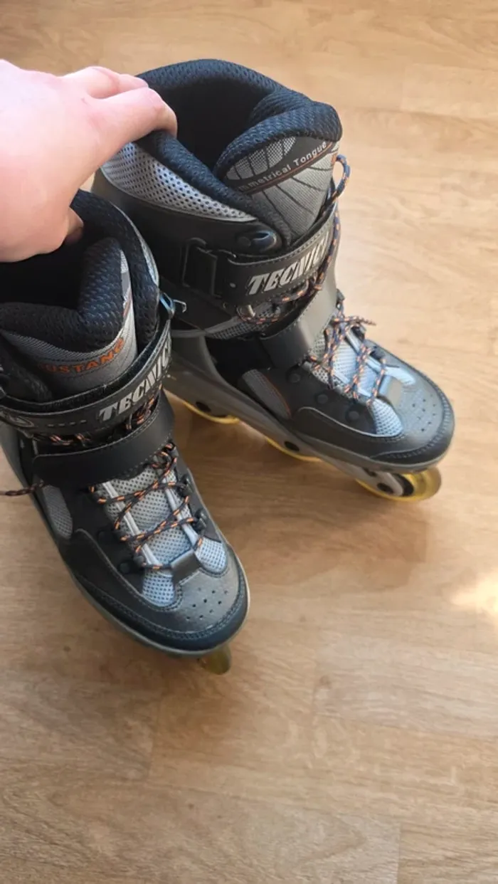 Roller Tecnica Mustang ABEC 7 + Protections - photo numéro 8