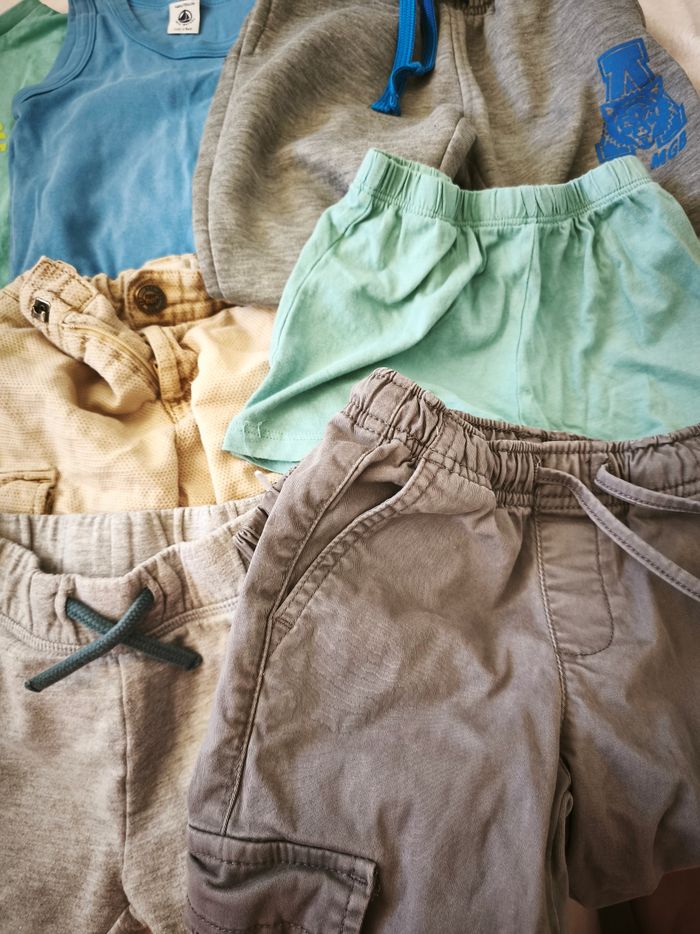 Gros lot vêtements garçon 26 pièces - photo numéro 7