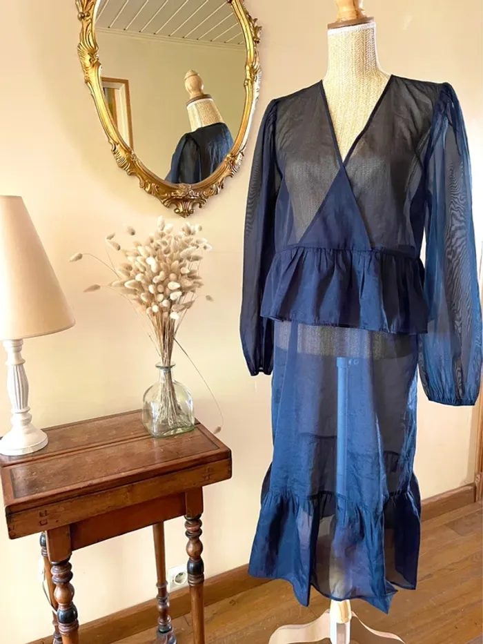 Robe Noire Transparente à Manches Longues – Monki – Neuf – Taille M - photo numéro 2