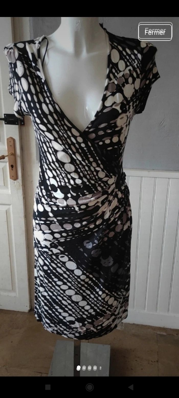 Très belle robe femme f1