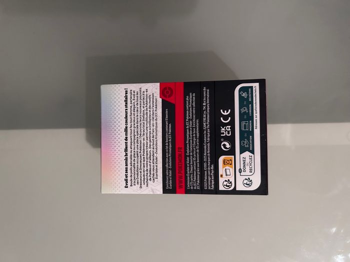 Bundle EV8.5 Évolution Prismatique FR Scellé Neuf - photo numéro 2