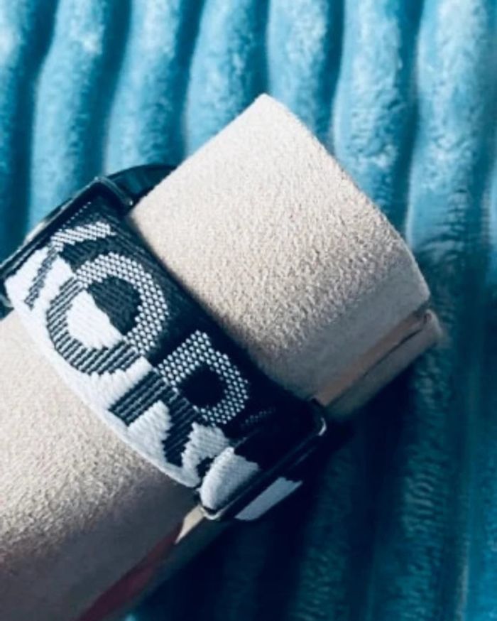 Montre sport Michael Kors noire NEUVE - photo numéro 7