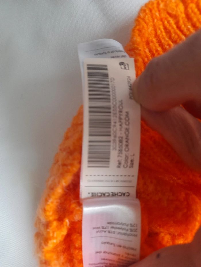 Très beau pull orange neuf avec étiquette 🏷 - photo numéro 5
