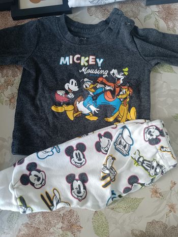 Ensemble mickey 