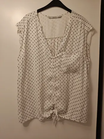 Chemisier sans manche blanc à pois noirs Zara trafaluc T.38