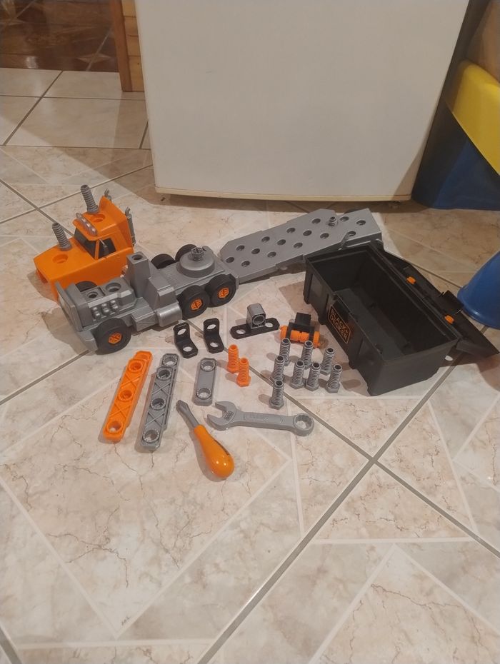 Outils et son camion - photo numéro 2