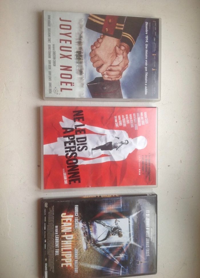 Lot de 3 DVD : Jean-Philippe, Joyeux Noel et Ne le dis à personnes